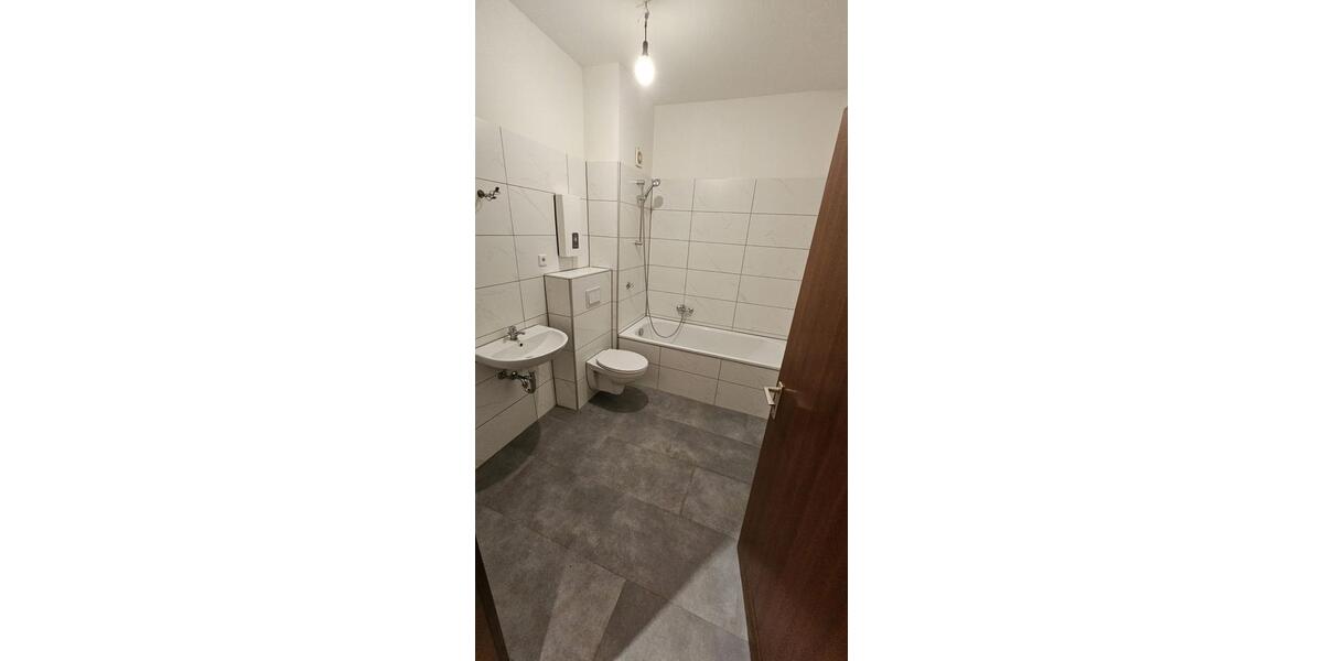 Etagenwohnung Iserlohn - 2 Zimmer, 65 m&sup2;, 680&euro; | Angebot:25175276