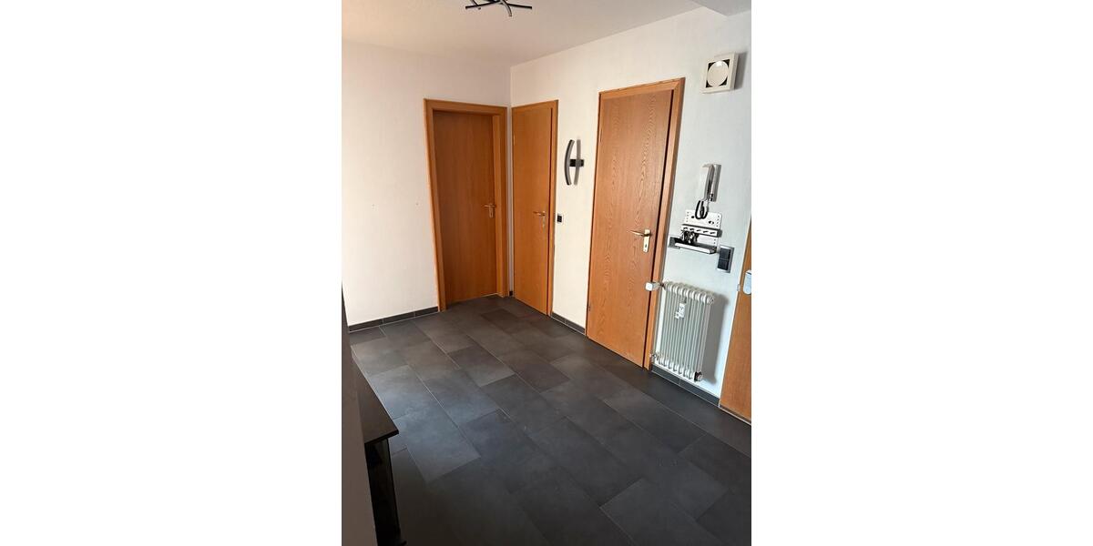 Etagenwohnung Arnsberg Rusch - 3 Zimmer, 90 m&sup2;, 239.000&euro; | Angebot:27263712