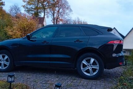 Jaguar F-Pace 127.500 km 17.450 &euro; Arnsberg 59821