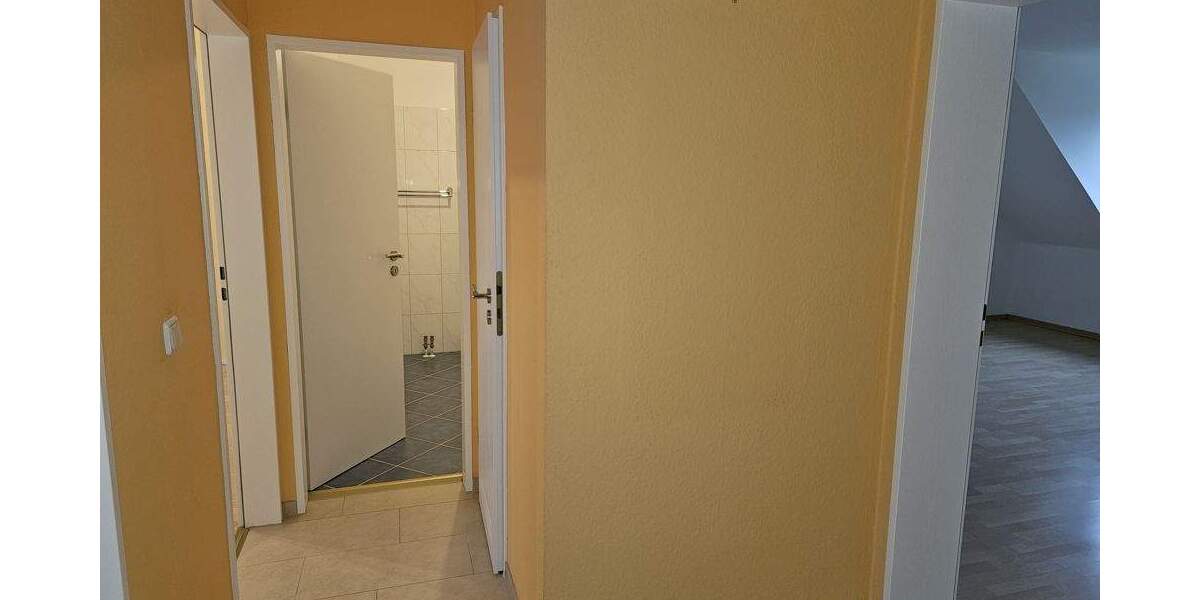 Etagenwohnung Lüdenscheid Staberg - 3 Zimmer, 70 m&sup2;, 175.000&euro; | Angebot:25728251