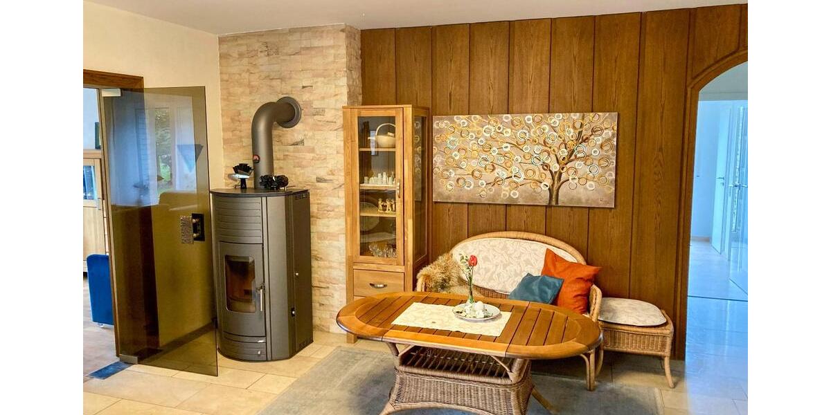 Einfamilienhaus Sundern (Sauerland) - 13 Zimmer, 350 m&sup2;, 548.000&euro; | Angebot:24380265