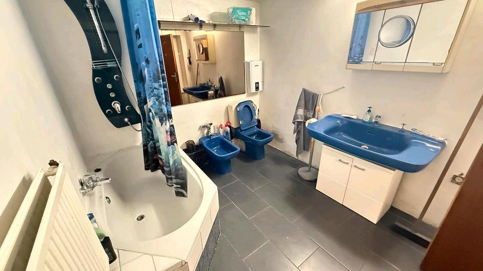 Einfamilienhaus Finnentrop - 2 Zimmer, 413 m&sup2;, 64.999&euro; | Angebot:26652131