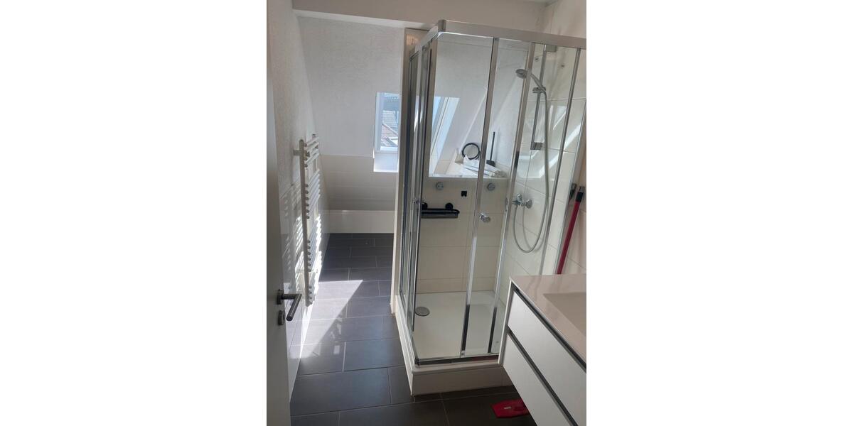 Dachgeschoßwohnung Lüdenscheid Staberg - 3 Zimmer, 75 m&sup2;, 480&euro; | Angebot:26633196