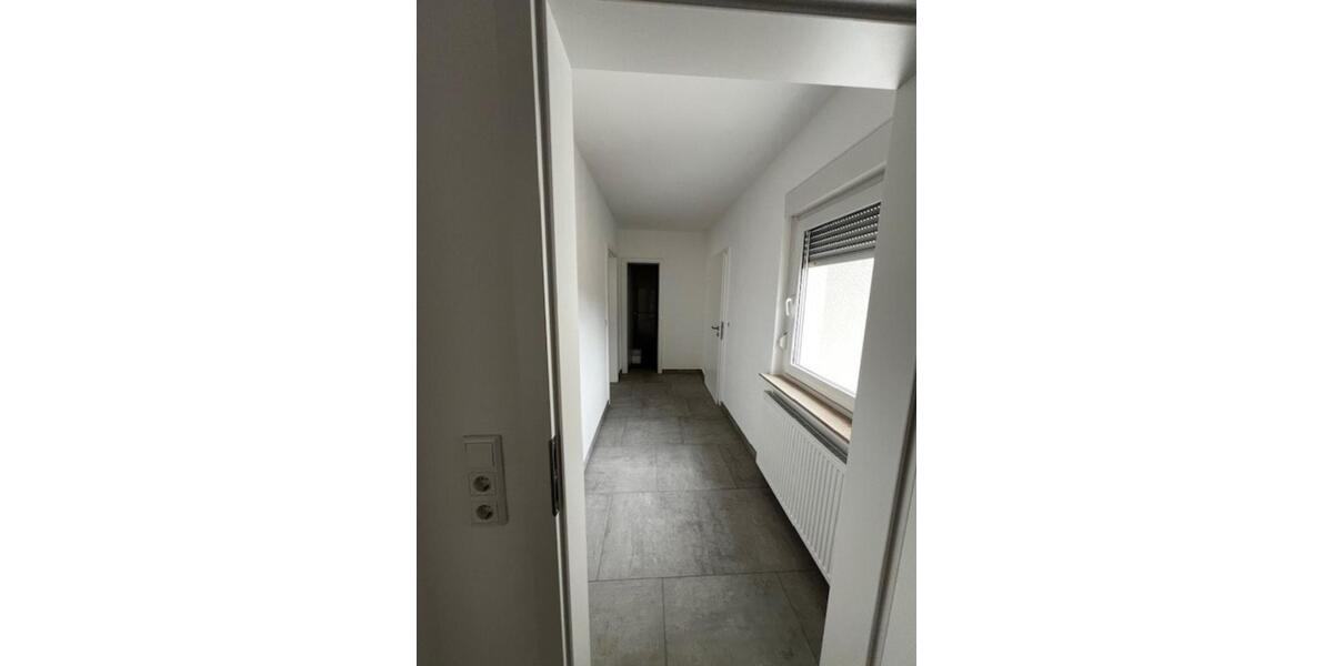 Etagenwohnung Sundern (Sauerland) - 5 Zimmer, 117 m&sup2;, 820&euro; | Angebot:25127468