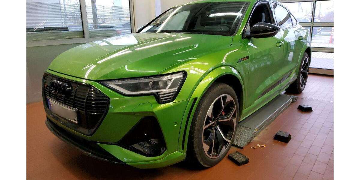 Audi e-tron 34.833 km 47.884 &euro; Hagen 58091