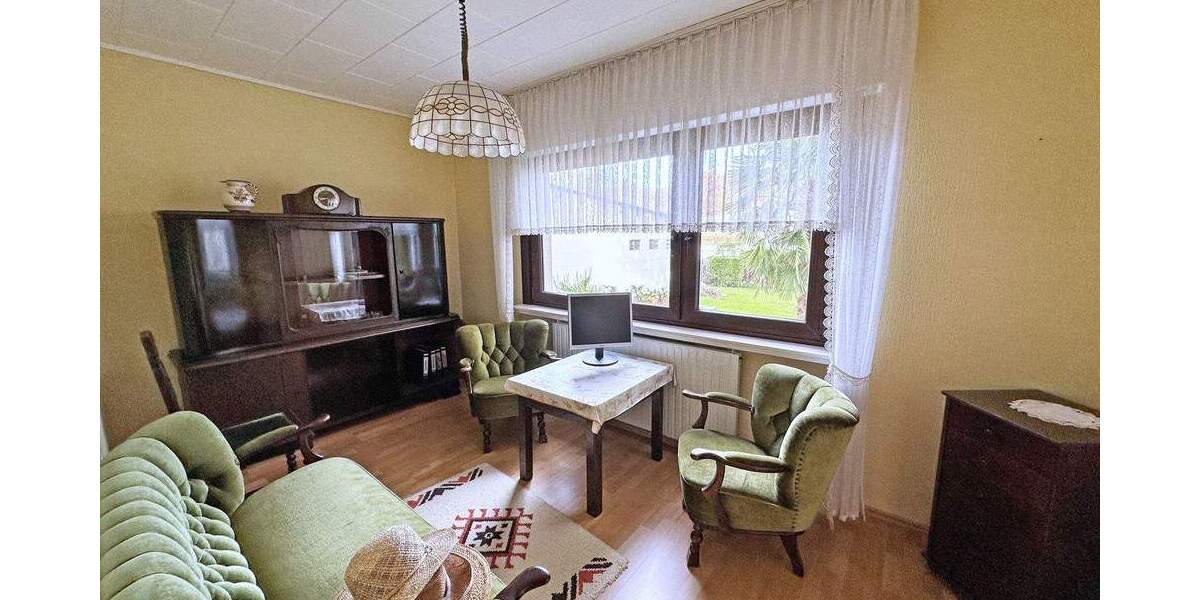 Einfamilienhaus Schwerte Westhofen - 9 Zimmer, 145 m&sup2;, 420.000&euro; | Angebot:25689718