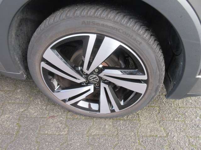 VW T-Cross ACTIVE R-Line 1.0 TSI DSG NAVI LED ALU ACC 33.263 km 20.988 &euro; Bergkamen 59192