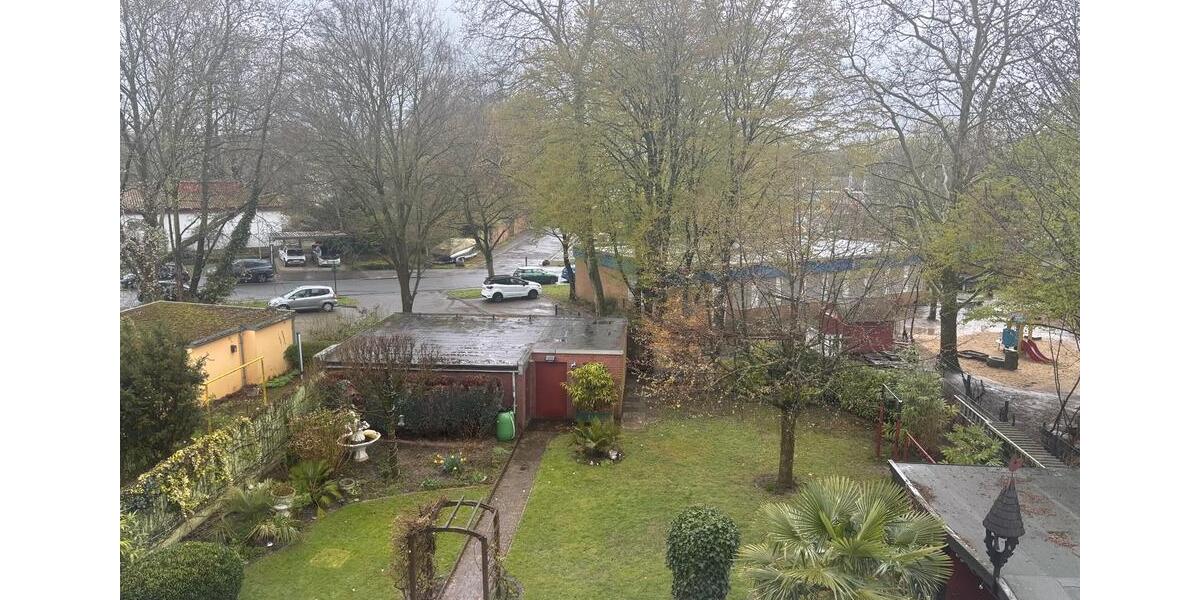 Dachgeschoßwohnung Dortmund Brackel - 4 Zimmer, 98 m&sup2;, 1.400&euro; | Angebot:25933027