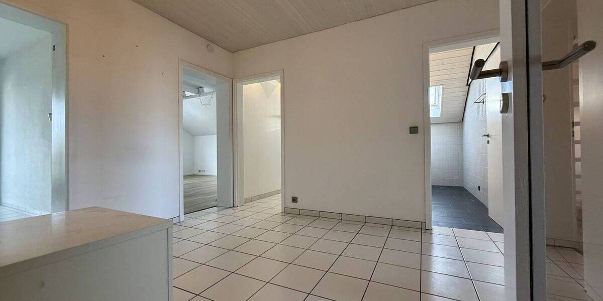 Etagenwohnung Fröndenberg - 4 Zimmer, 93 m&sup2;, 220.000&euro; | Angebot:26674718