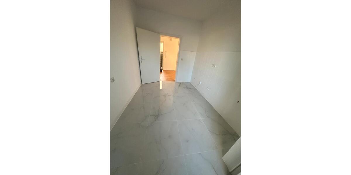 Etagenwohnung Dortmund Gartenstadt - 3 Zimmer, 82 m&sup2;, 999&euro; | Angebot:25997439