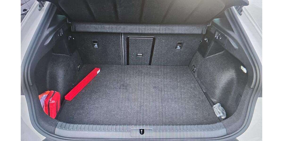 Cupra Formentor VZ 1.4 eHybrid DSG NAVI PANORAMA KAMERA 30.552 km 26.488 &euro; Bergkamen 59192