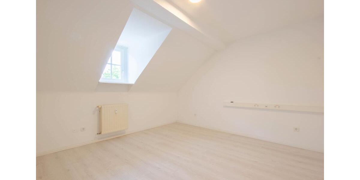 Dachgeschoßwohnung Arnsberg Rusch - 3 Zimmer, 107 m&sup2;, 856&euro; | Angebot:26648396