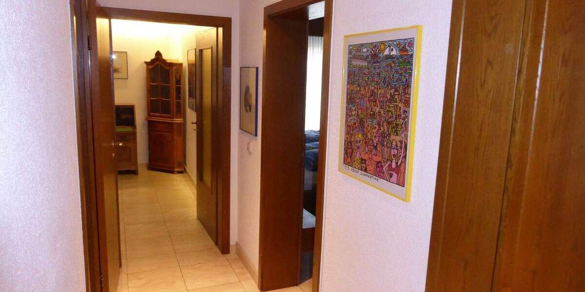 Etagenwohnung Dortmund Mitte - 3 Zimmer, 125 m&sup2;, 1.500&euro; | Angebot:25698606