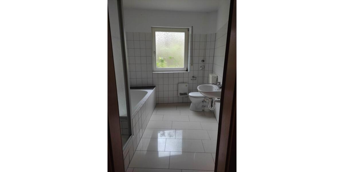 Etagenwohnung Plettenberg - 2 Zimmer, 67 m&sup2;, 350&euro; | Angebot:21653112