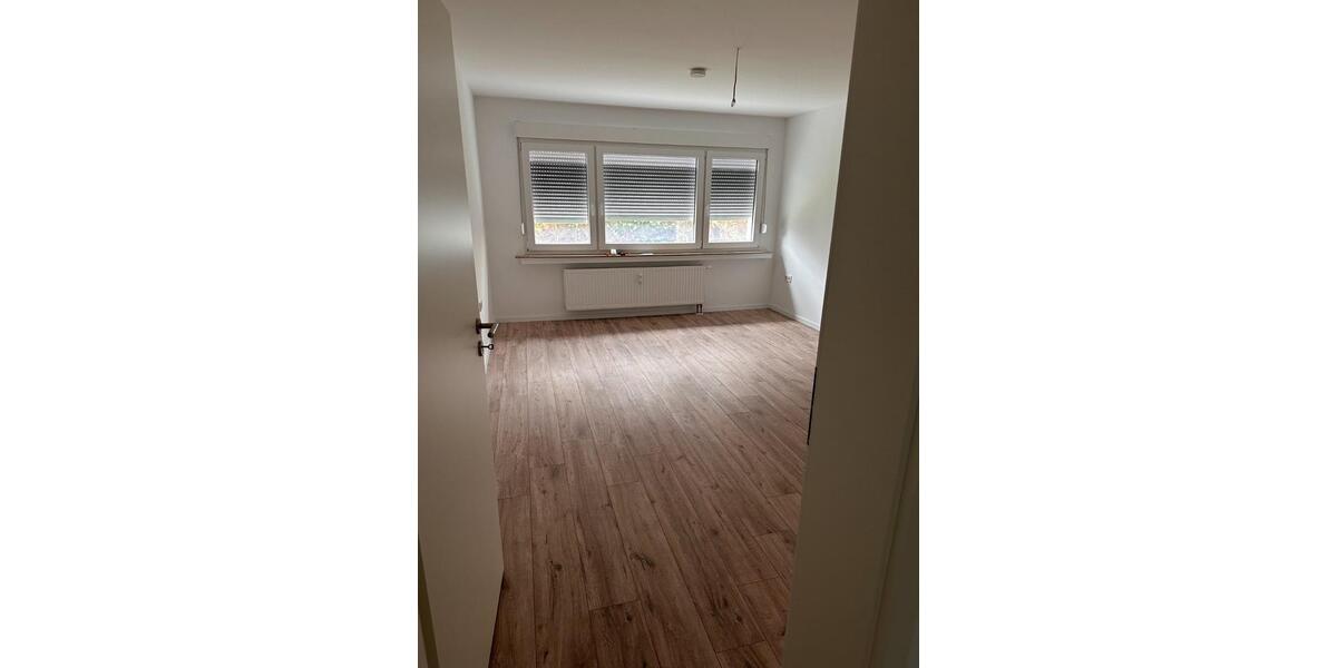 Erdgeschoßwohnung Kamen - 3 Zimmer, 68 m&sup2;, 150.000&euro; | Angebot:25892524