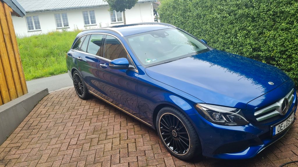 Mercedes-Benz C 220 148.500 km 17.900 &euro; Finnentrop 57413