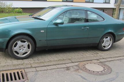 Mercedes-Benz CLK 200 92.000 km 4.700 &euro; Dortmund 44267