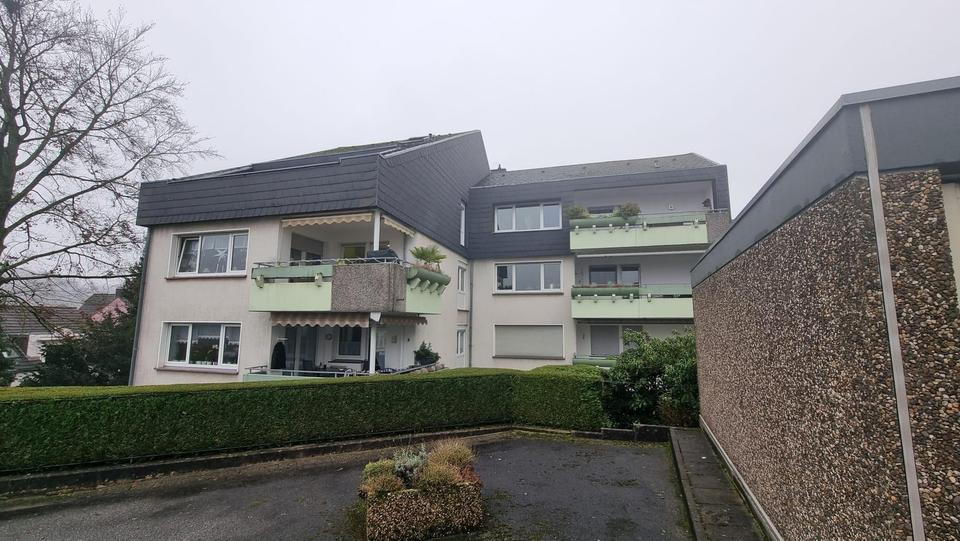 Erdgeschoßwohnung Hagen Hohenlimburg - 3 Zimmer, 93 m&sup2;, 595&euro; | Angebot:26630936