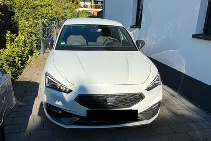 Seat Leon 46.500 km 19.500 &euro; Arnsberg 59759
