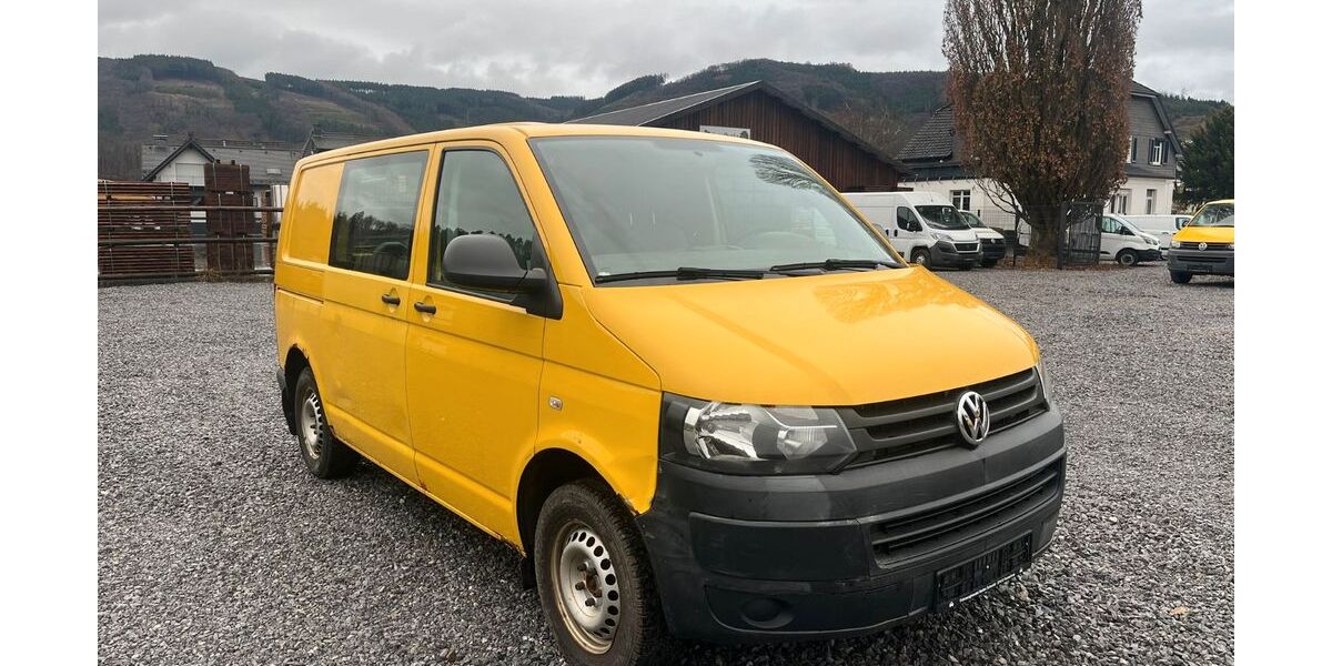 VW T5 Transporter 151.000 km 5.800 &euro; Finnentrop 57413