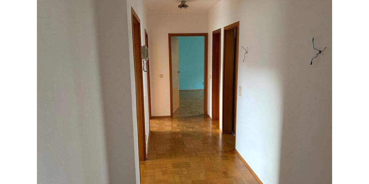 Etagenwohnung Lüdenscheid Augustenthal - 4.5 Zimmer, 106 m&sup2;, 850&euro; | Angebot:25454165