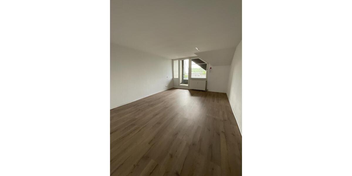 Dachgeschoßwohnung Witten - 2 Zimmer, 61 m&sup2;, 345&euro; | Angebot:26495972