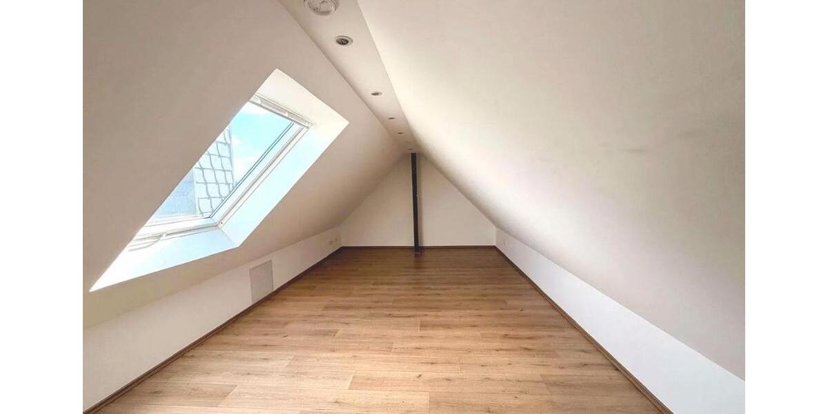 Dachgeschoßwohnung Witten Heven - 2.5 Zimmer, 67 m&sup2;, 630&euro; | Angebot:26562082