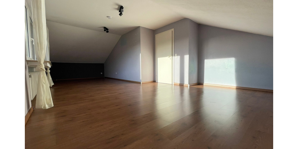 Einfamilienhaus Balve - 1 Zimmer, 243 m&sup2;, 450.000&euro; | Angebot:25703450