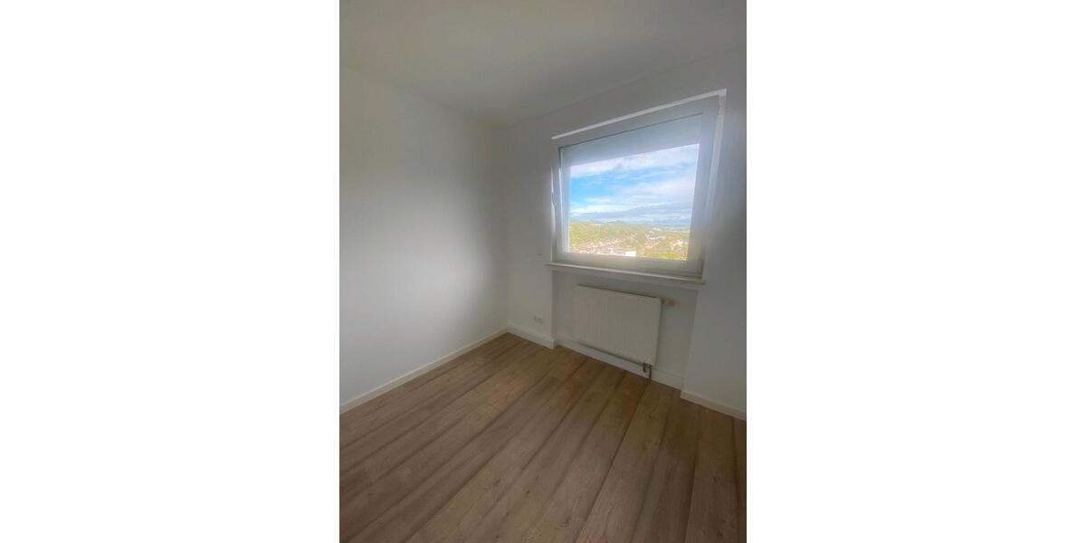 Dachgeschoßwohnung Arnsberg Holzen - 3 Zimmer, 85 m&sup2;, 807&euro; | Angebot:25882195