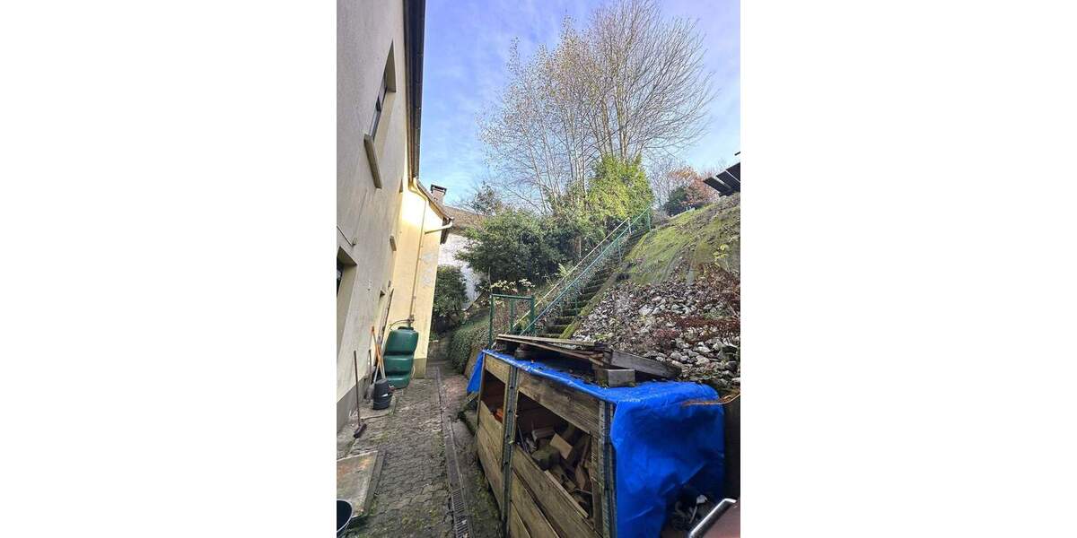 Mehrfamilienhaus, Wohnhaus Halver Oberbrügge - 1 Zimmer, 300 m&sup2;, 219.000&euro; | Angebot:25687157