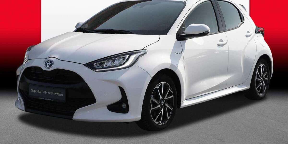 Toyota Yaris 15.011 km 17.989 &euro; Kamen 59174