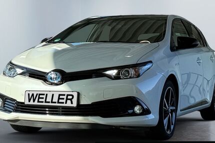 Toyota Auris 32.746 km 17.470 &euro; Dortmund 44143