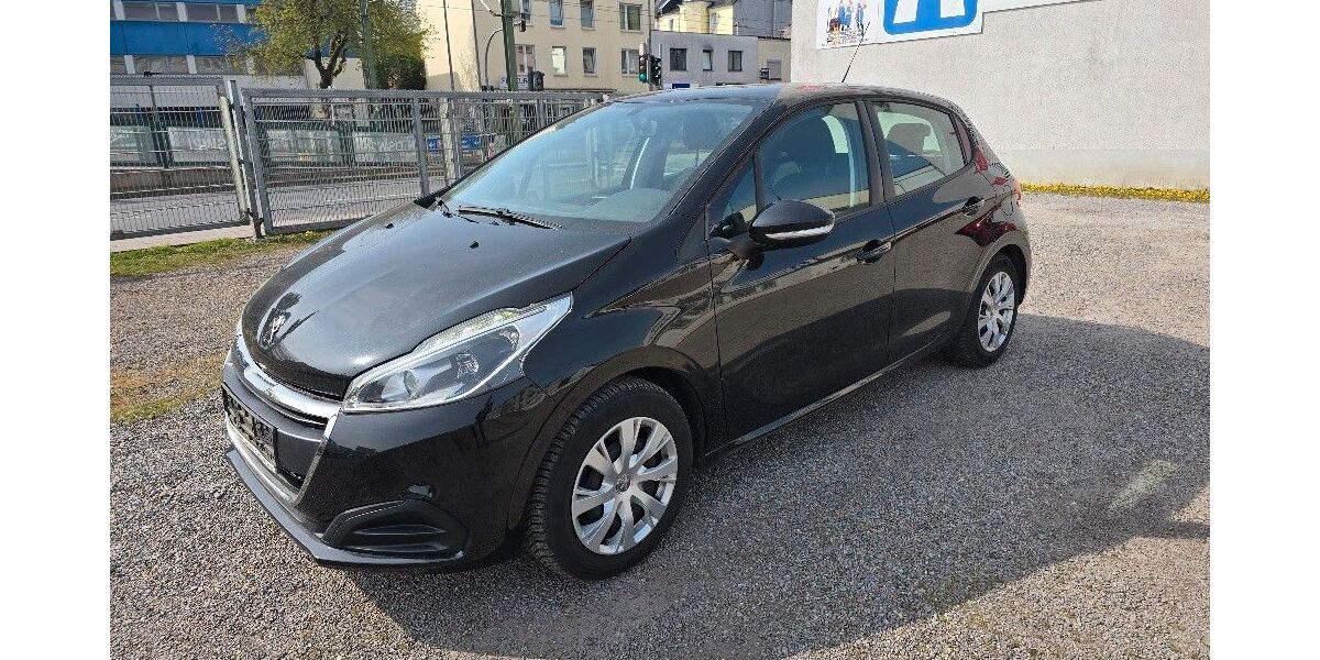 Peugeot 208 85.000 km 5.999 &euro; Dortmund 44145