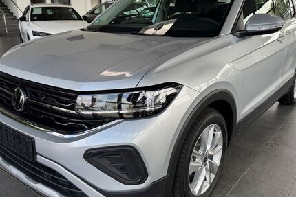 VW T-Cross 7.690 km 24.970 &euro; Lünen 44536