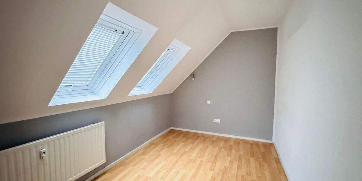 Etagenwohnung Lüdenscheid Othlinghausen - 4 Zimmer, 98 m&sup2;, 209.000&euro; | Angebot:25699438