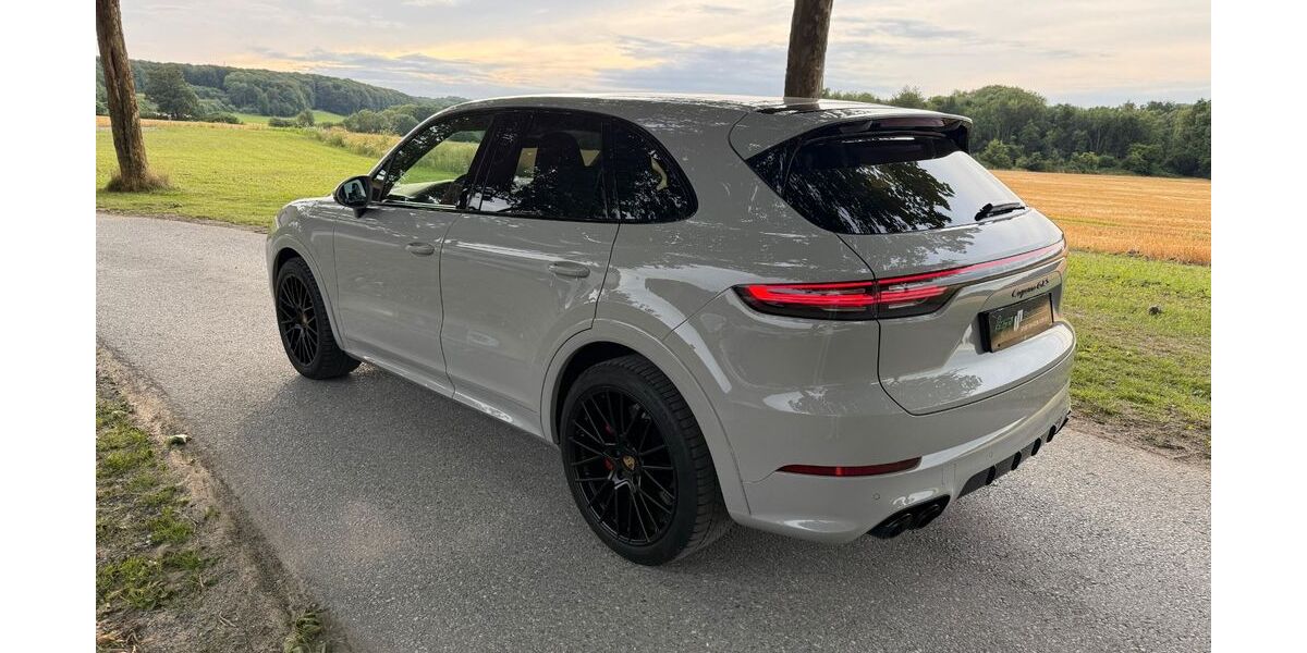 Porsche Cayenne 90.700 km 72.299 &euro; Unna 59423