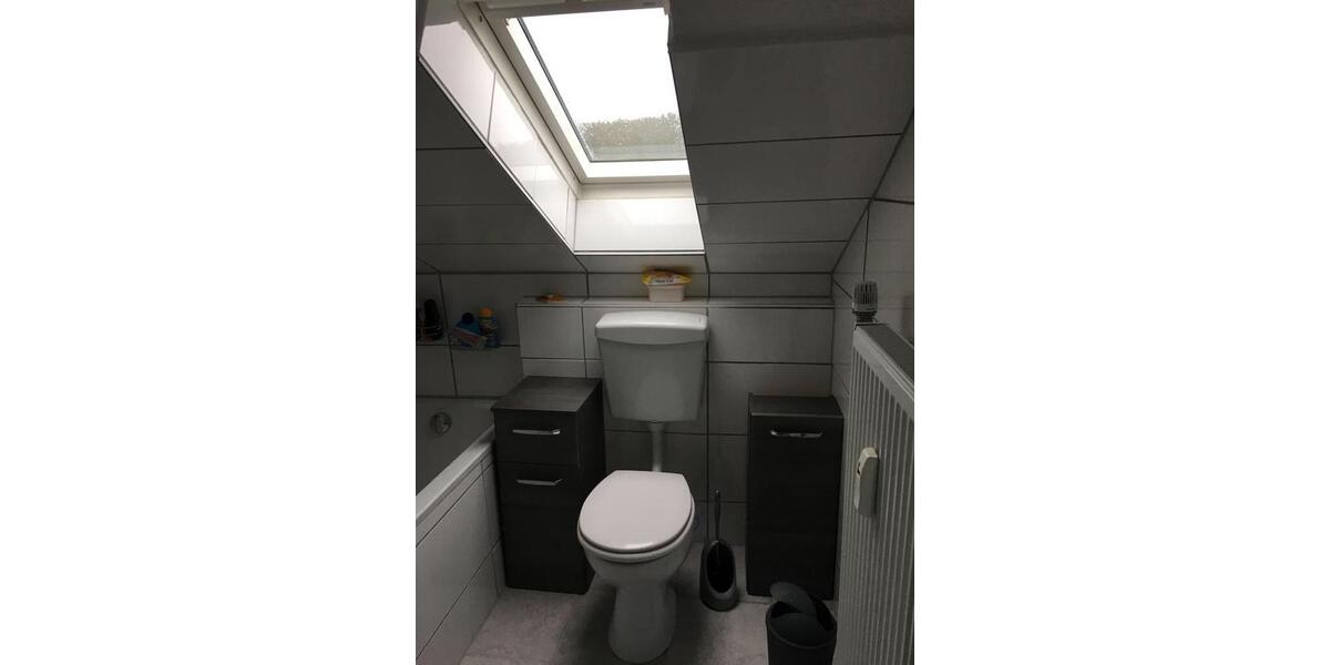 Dachgeschoßwohnung Hagen Hohenlimburg - 3 Zimmer, 68 m&sup2;, 465&euro; | Angebot:25870111