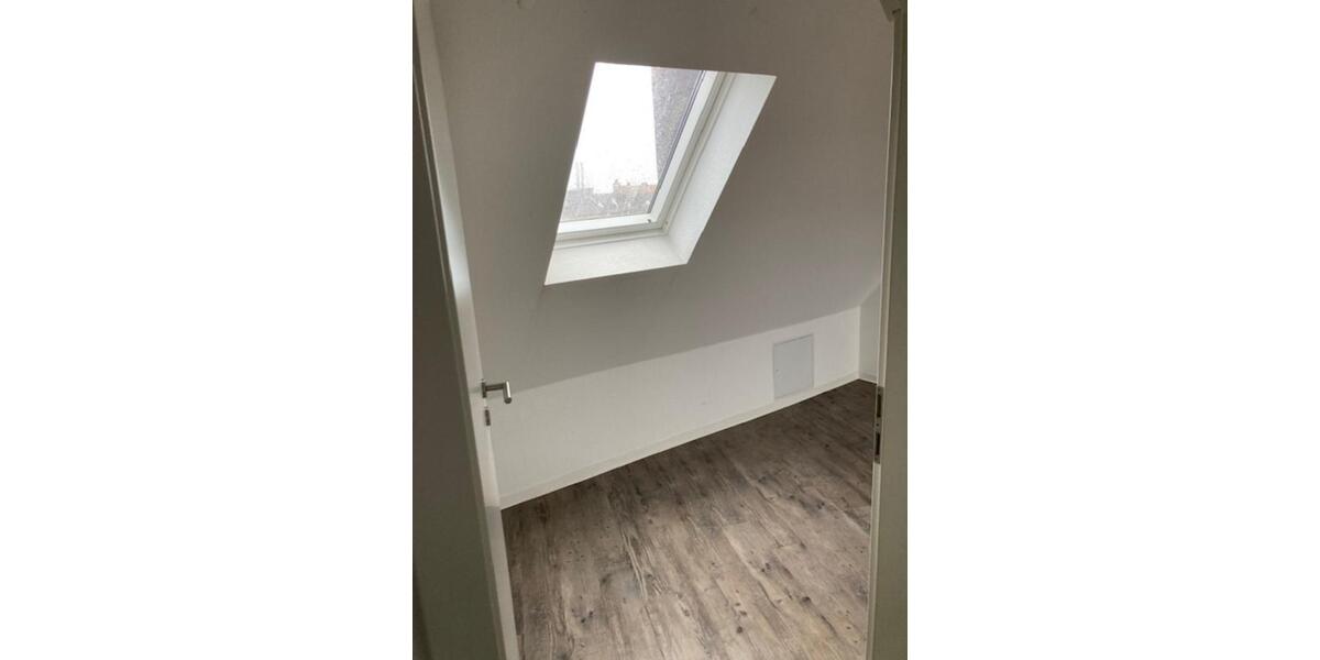 Dachgeschoßwohnung Dortmund Innenstadt Nord - 2.5 Zimmer, 63 m&sup2;, 580&euro; | Angebot:25904859