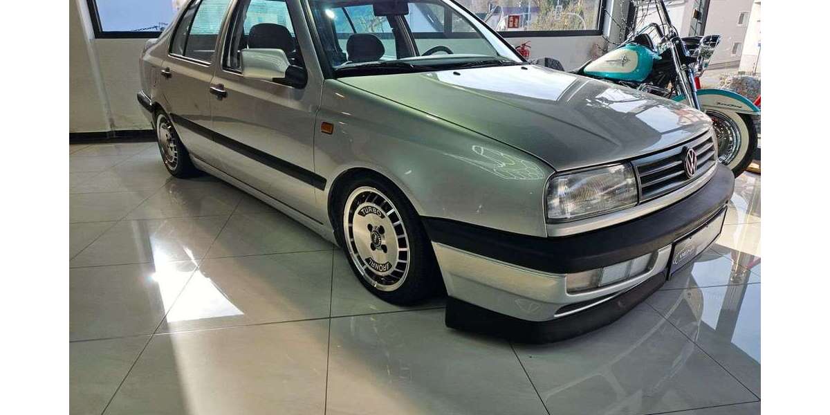 VW Vento 92.190 km 6.999 &euro; Altena 58762