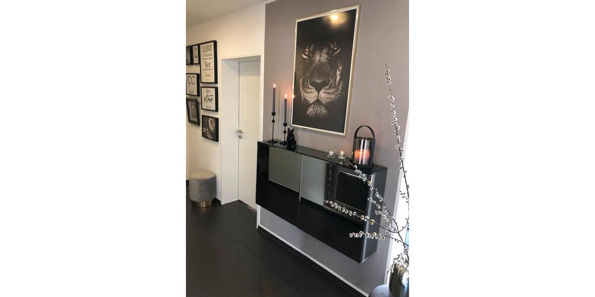 Hochparterre Lüdenscheid - 3 Zimmer, 80 m&sup2;, 165.000&euro; | Angebot:25961804