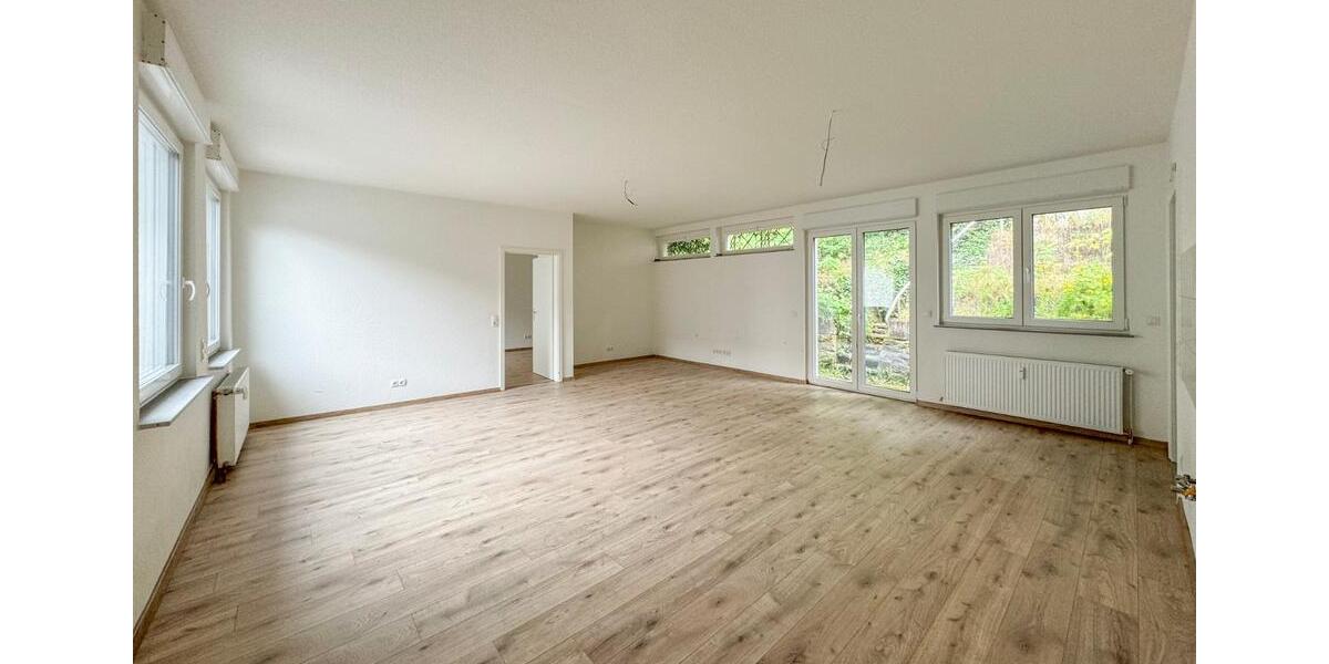 Etagenwohnung Hagen Hagen-Mitte - 2 Zimmer, 90 m&sup2;, 630&euro; | Angebot:25252400