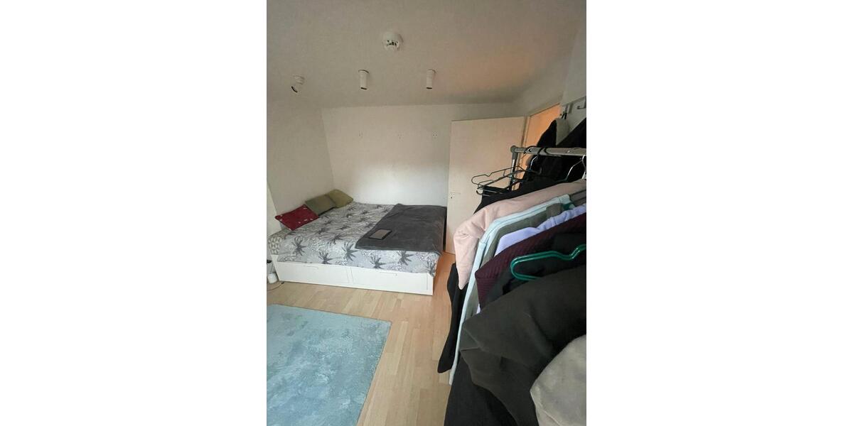 Dachgeschoßwohnung Hagen Hohenlimburg - 2 Zimmer, 60 m&sup2;, 450&euro; | Angebot:26104568