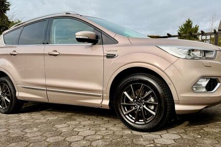 Ford Kuga 79.000 km 15.900 &euro; Unna 59425
