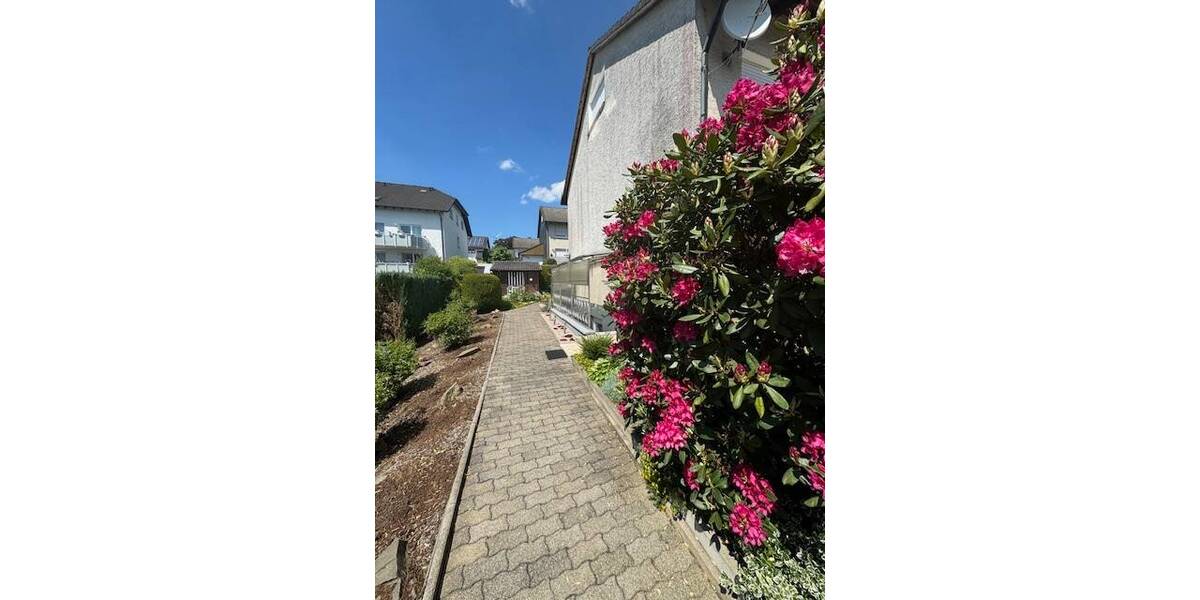 Doppelhaushälfte Neuenrade - 7 Zimmer, 117 m&sup2;, 245.000&euro; | Angebot:25685521