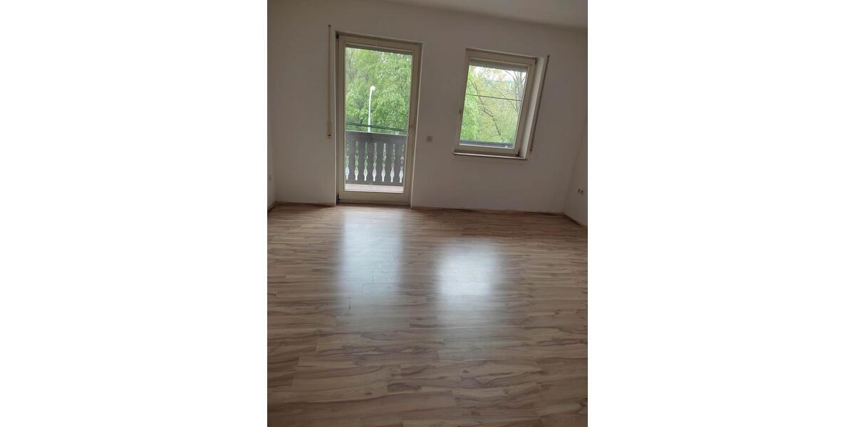 Etagenwohnung Plettenberg - 2 Zimmer, 67 m&sup2;, 350&euro; | Angebot:21653112