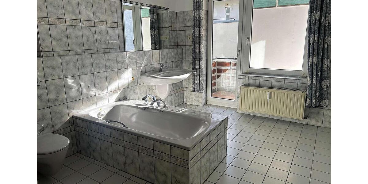 Etagenwohnung Hagen - 2 Zimmer, 86 m&sup2;, 500&euro; | Angebot:24535145