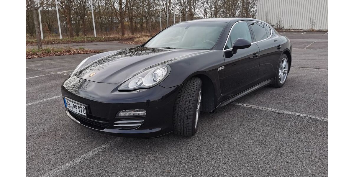 Porsche Panamera 219.000 km 21.700 &euro; Arnsberg 59823