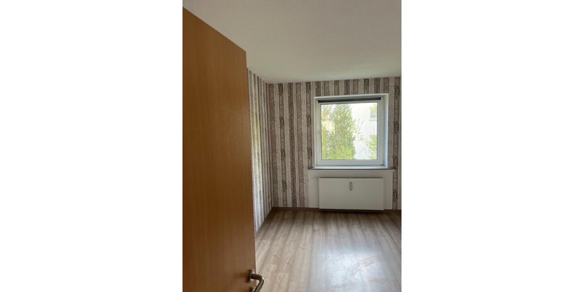 Etagenwohnung Plettenberg - 3.5 Zimmer, 81 m&sup2;, 585&euro; | Angebot:22909203