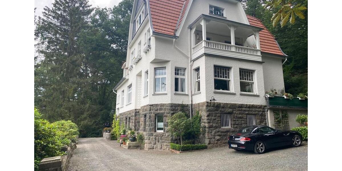 Etagenwohnung Kierspe - 4 Zimmer, 127 m&sup2;, 995&euro; | Angebot:25330835