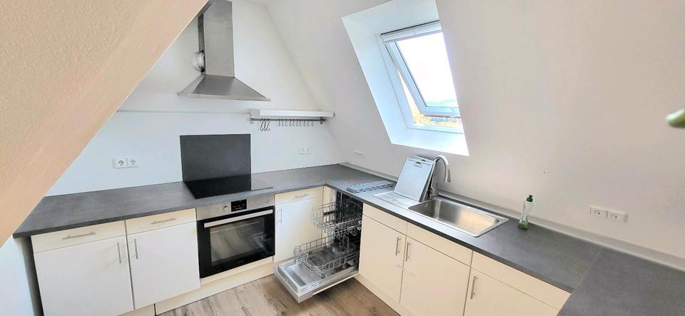 Etagenwohnung Sundern (Sauerland) - 3 Zimmer, 85 m&sup2;, 730&euro; | Angebot:26567472